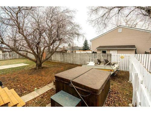 501 51 Avenue, Coalhurst, AB - Outdoor