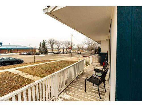 501 51 Avenue, Coalhurst, AB - Outdoor With Exterior