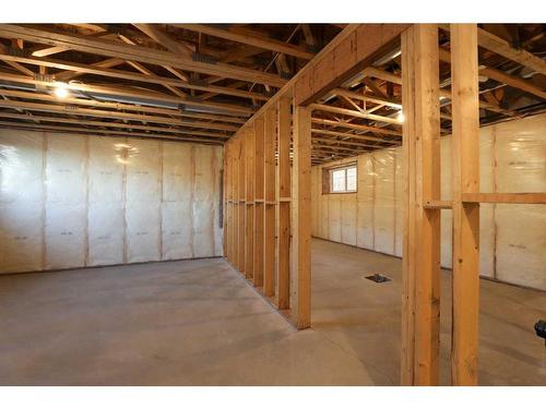 1400 Halifax Road West, Lethbridge, AB - Indoor Photo Showing Basement