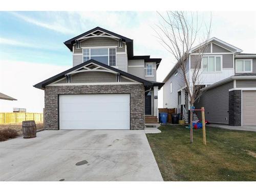 325 Rivergrove Chase West, Lethbridge, AB - Outdoor