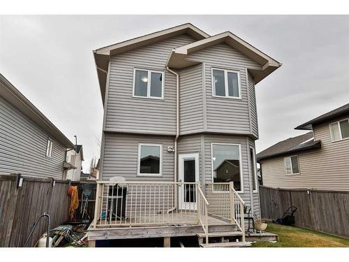 574 Mary Cameron Crescent North, Lethbridge, AB - Outdoor