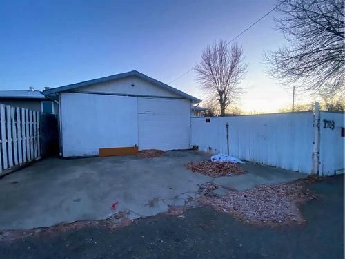 1703 2B Avenue North, Lethbridge, AB - Outdoor