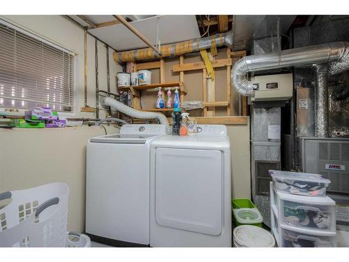 2301 13 Street, Coaldale, AB - Indoor Photo Showing Laundry Room