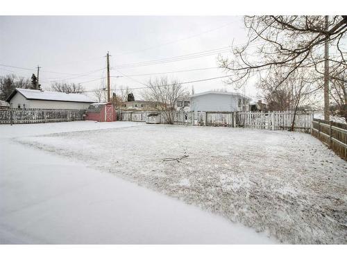 2301 13 Street, Coaldale, AB - Outdoor