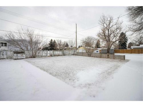 2301 13 Street, Coaldale, AB - Outdoor