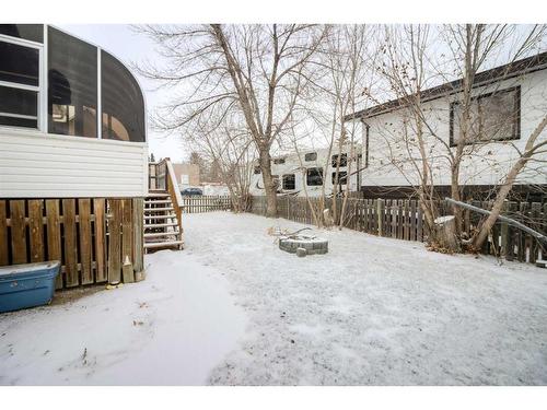 2301 13 Street, Coaldale, AB - Outdoor