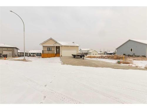 308 Bridge Crossing Close, Raymond, AB - Outdoor