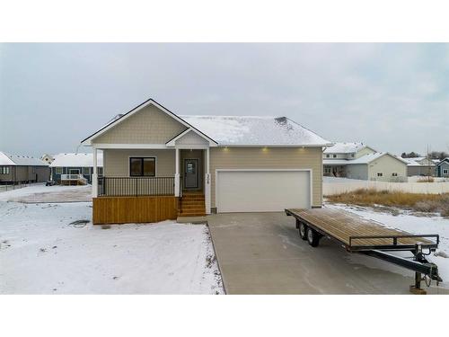 308 Bridge Crossing Close, Raymond, AB - Outdoor