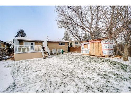 48 Cambridge Road West, Lethbridge, AB - Outdoor With Deck Patio Veranda