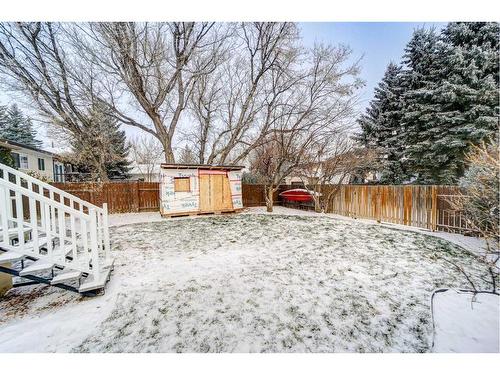 48 Cambridge Road West, Lethbridge, AB - Outdoor