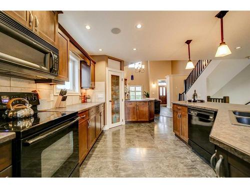 812 7 Avenue South, Lethbridge, AB - Indoor Photo Showing Kitchen With Double Sink