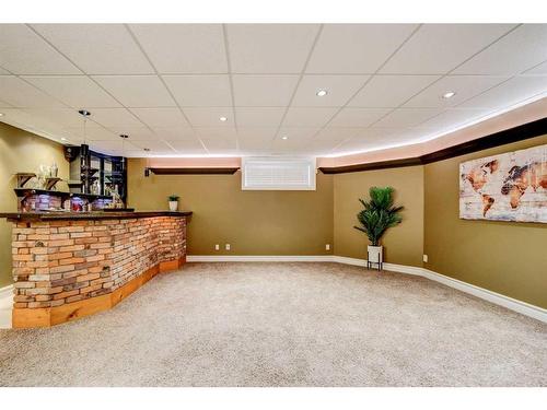 812 7 Avenue South, Lethbridge, AB - Indoor