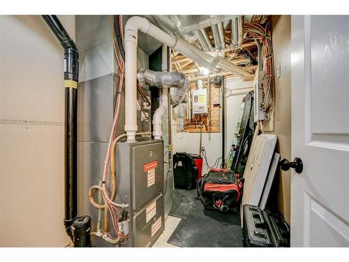 812 7 Avenue South, Lethbridge, AB - Indoor Photo Showing Basement