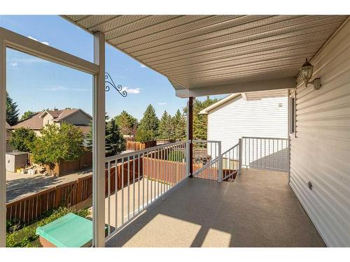 43 Riverdale Terrace West, Lethbridge, AB - Outdoor With Deck Patio Veranda With Exterior