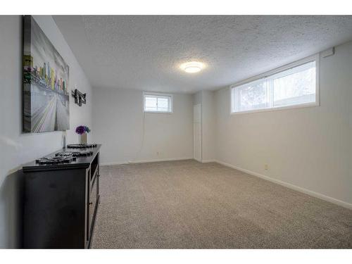 2018 10 Avenue South, Lethbridge, AB - Indoor