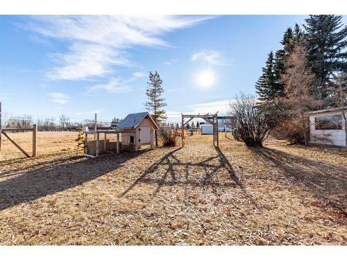 282 W 4 Avenue South, Magrath, AB - Outdoor