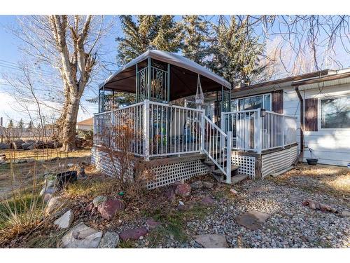 282 W 4 Avenue South, Magrath, AB - Outdoor With Deck Patio Veranda