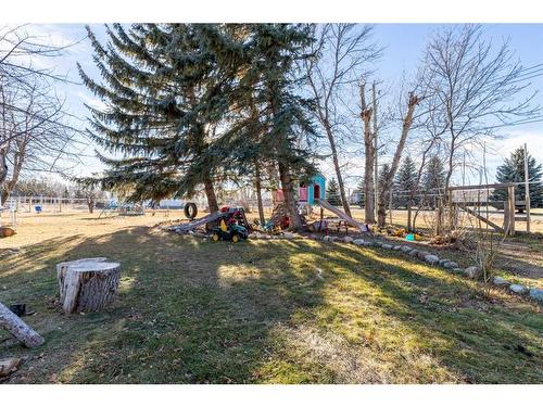 282 W 4 Avenue South, Magrath, AB - Outdoor