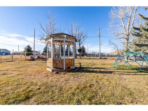 282 W 4 Avenue South, Magrath, AB - Outdoor