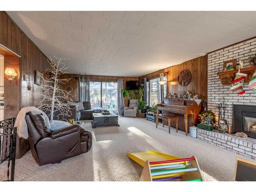 282 W 4 Avenue South, Magrath, AB - Indoor Photo Showing Living Room With Fireplace