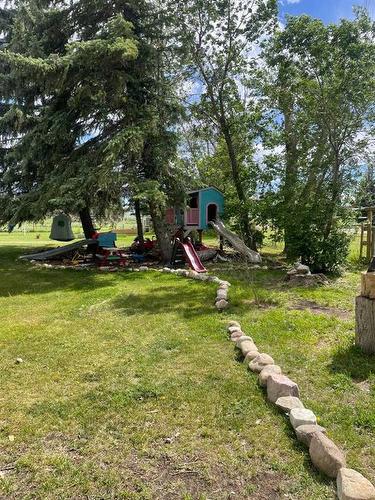 282 W 4 Avenue South, Magrath, AB - Outdoor