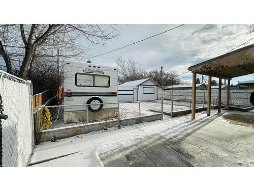 1125 9 Street North, Lethbridge, AB - Outdoor