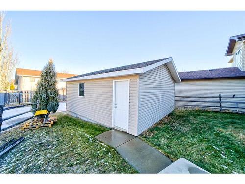 351 Mt Sunburst Way West, Lethbridge, AB - Outdoor With Exterior