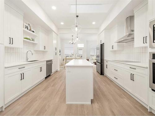 3221 44 Street South, Lethbridge, AB - Indoor Photo Showing Kitchen With Upgraded Kitchen