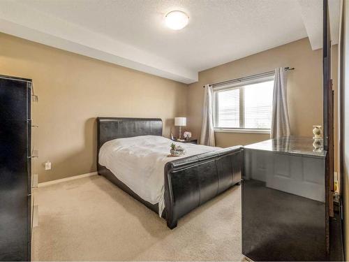 244-2020 32 Street South, Lethbridge, AB - Indoor Photo Showing Bedroom