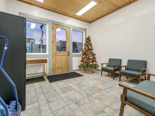 19 Broadway North, Raymond, AB 