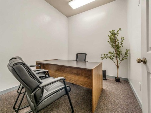 19 Broadway North, Raymond, AB 