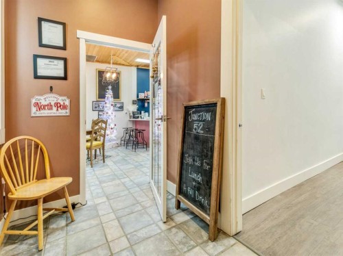 19 Broadway North, Raymond, AB 