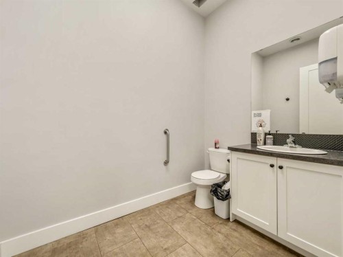 19 Broadway North, Raymond, AB 