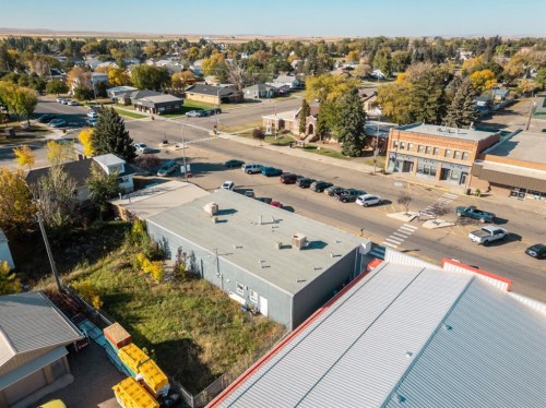 19 Broadway North, Raymond, AB 