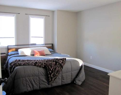 452 Margaret Avenue, Duchess, AB - Indoor Photo Showing Bedroom