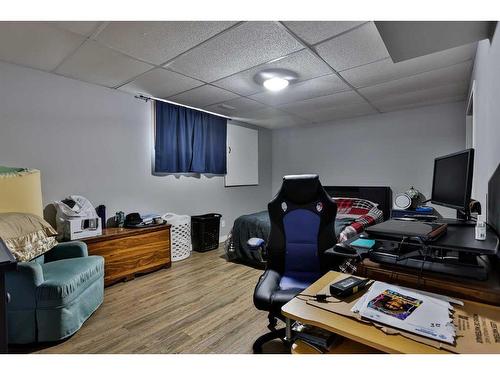 2 Ermineview Place North, Lethbridge, AB - Indoor