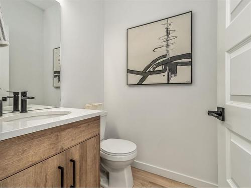 2911 47 Street South, Lethbridge, AB - Indoor Photo Showing Bathroom