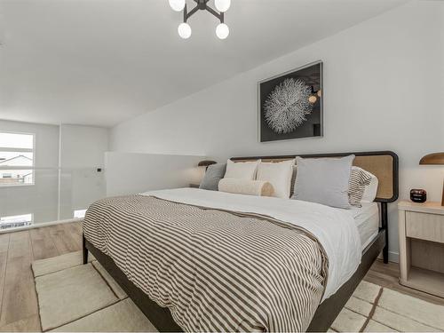 2911 47 Street South, Lethbridge, AB - Indoor Photo Showing Bedroom