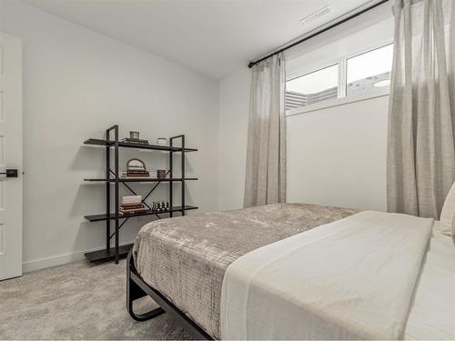 2911 47 Street South, Lethbridge, AB - Indoor Photo Showing Bedroom