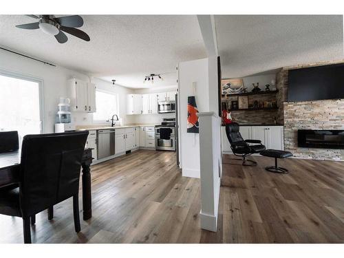 23 Red Crow Boulevard West, Lethbridge, AB - Indoor