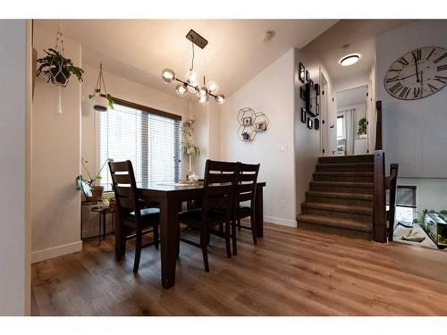 244 Mildred Dobbs Boulevard North, Lethbridge, AB - Indoor Photo Showing Dining Room