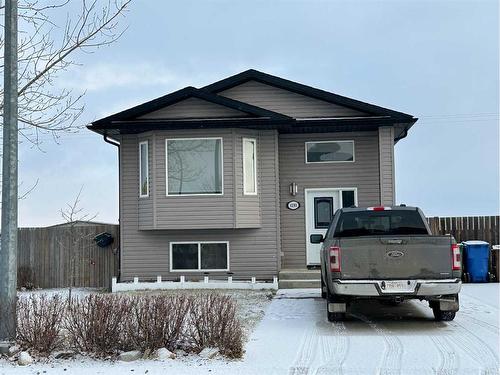 4199 Sunrise Crescent, Taber, AB - Outdoor