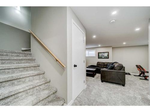 358 Mt Sundance Landing West, Lethbridge, AB - Indoor