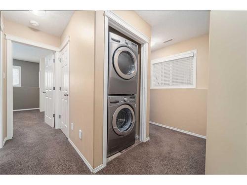 129 Mt Sundance Crescent West, Lethbridge, AB - Indoor Photo Showing Laundry Room