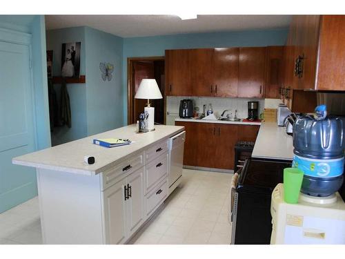 134004 Rg Rd 223, Rural Vulcan County, AB - Indoor Photo Showing Kitchen