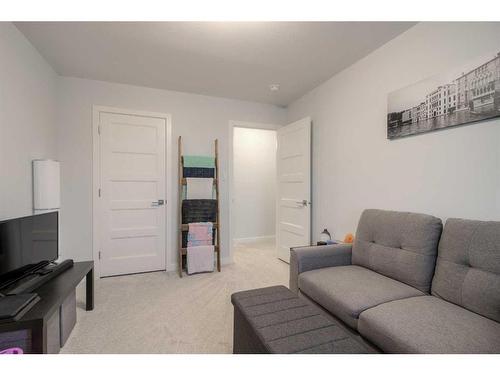 19 Montrose Way West, Lethbridge, AB - Indoor