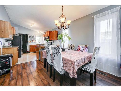 1968 Parkside Boulevard, Coaldale, AB - Indoor Photo Showing Dining Room