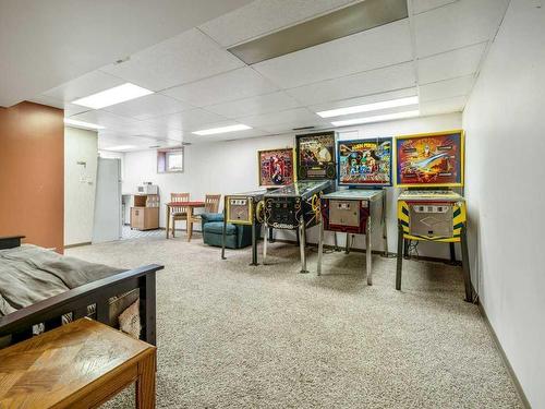 33 Nevada Road West, Lethbridge, AB - Indoor Photo Showing Basement