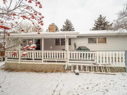 33 Nevada Road West, Lethbridge, AB - Outdoor With Deck Patio Veranda