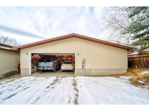 20803 24 Avenue, Bellevue, AB - Outdoor With Exterior